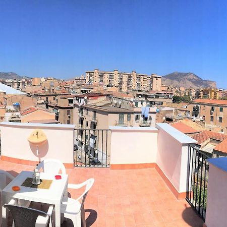 Frank'S House - Appartamento Con Terrazzo In Centro Palermo Kültér fotó