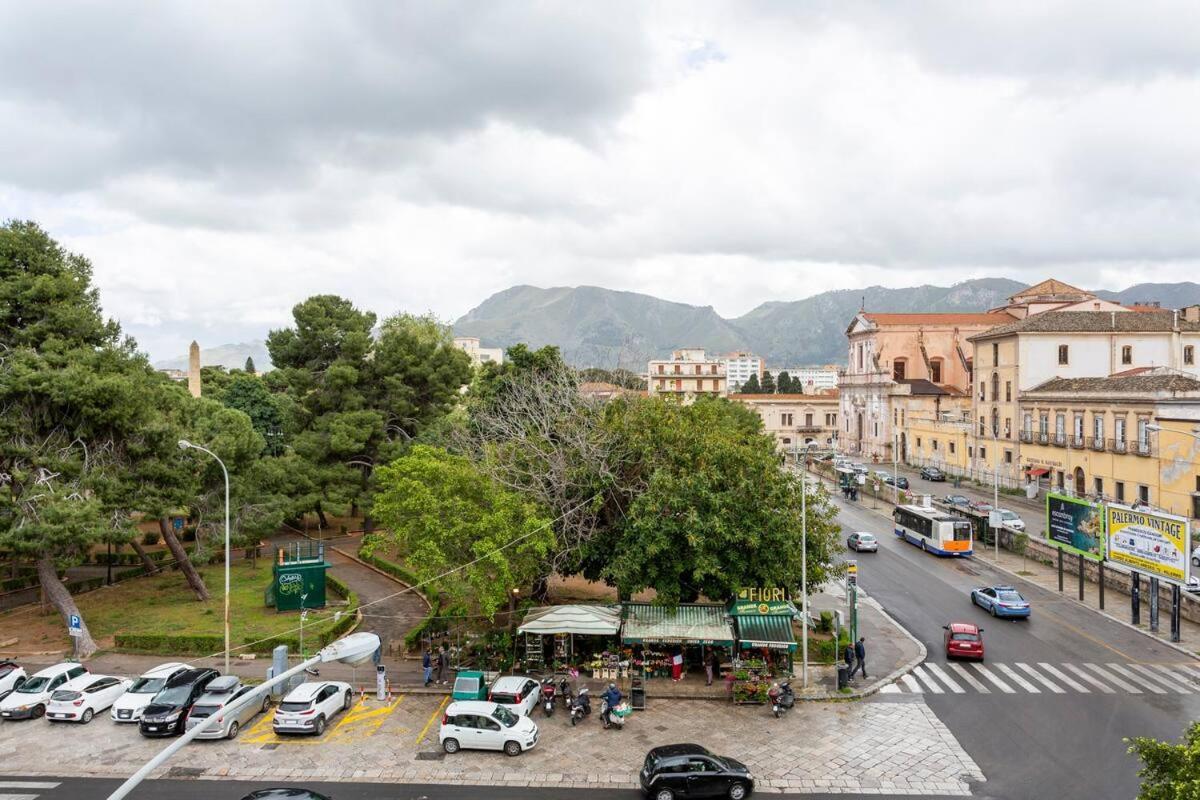 Frank'S House - Appartamento Con Terrazzo In Centro Palermo Kültér fotó