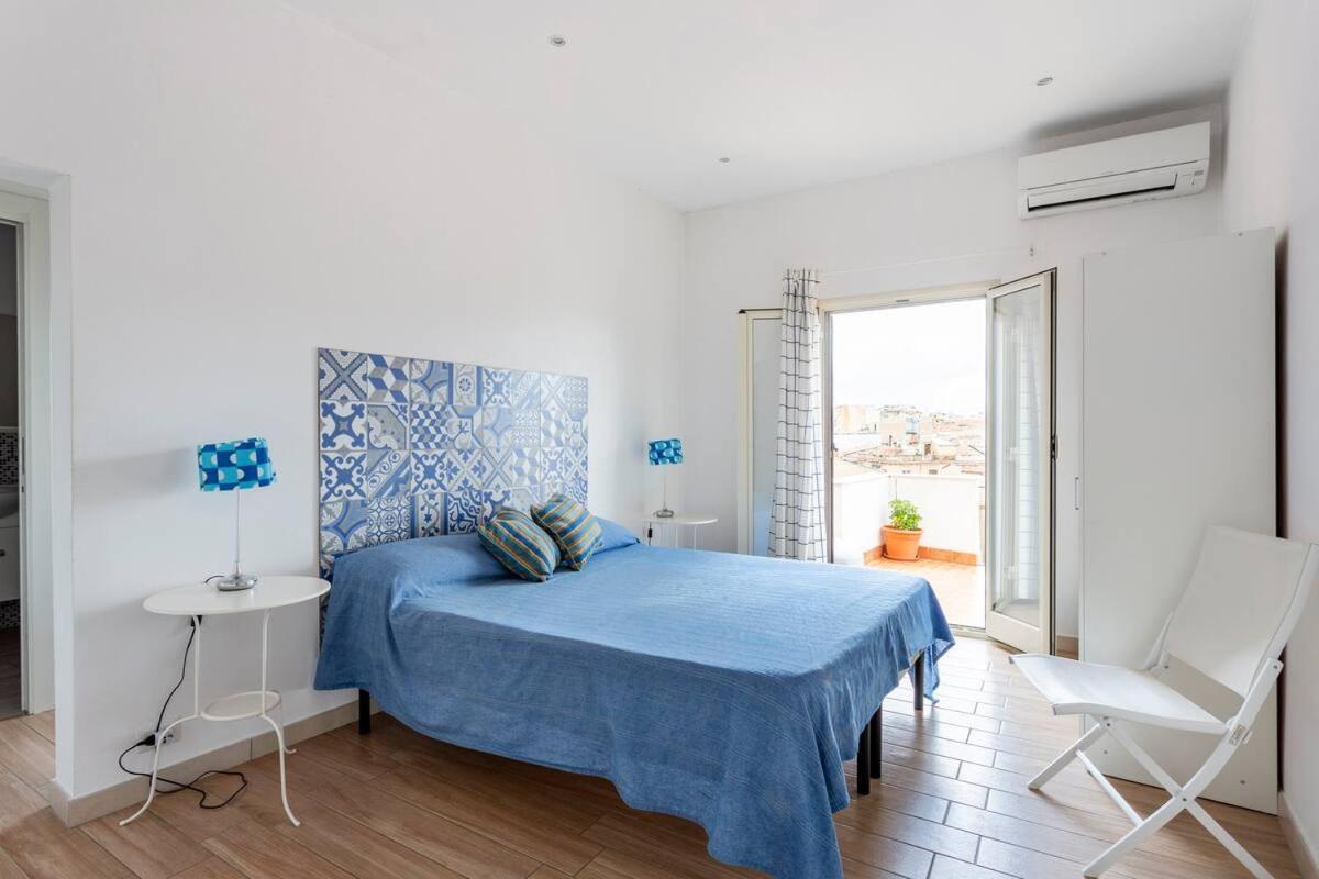 Frank'S House - Appartamento Con Terrazzo In Centro Palermo Kültér fotó